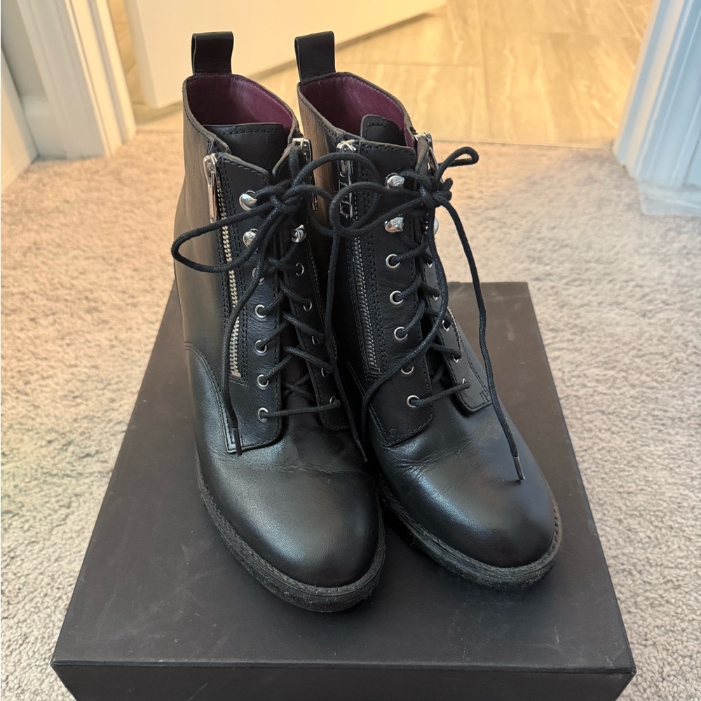 Marc by Marc Jacobs calf black heeled ankle boots